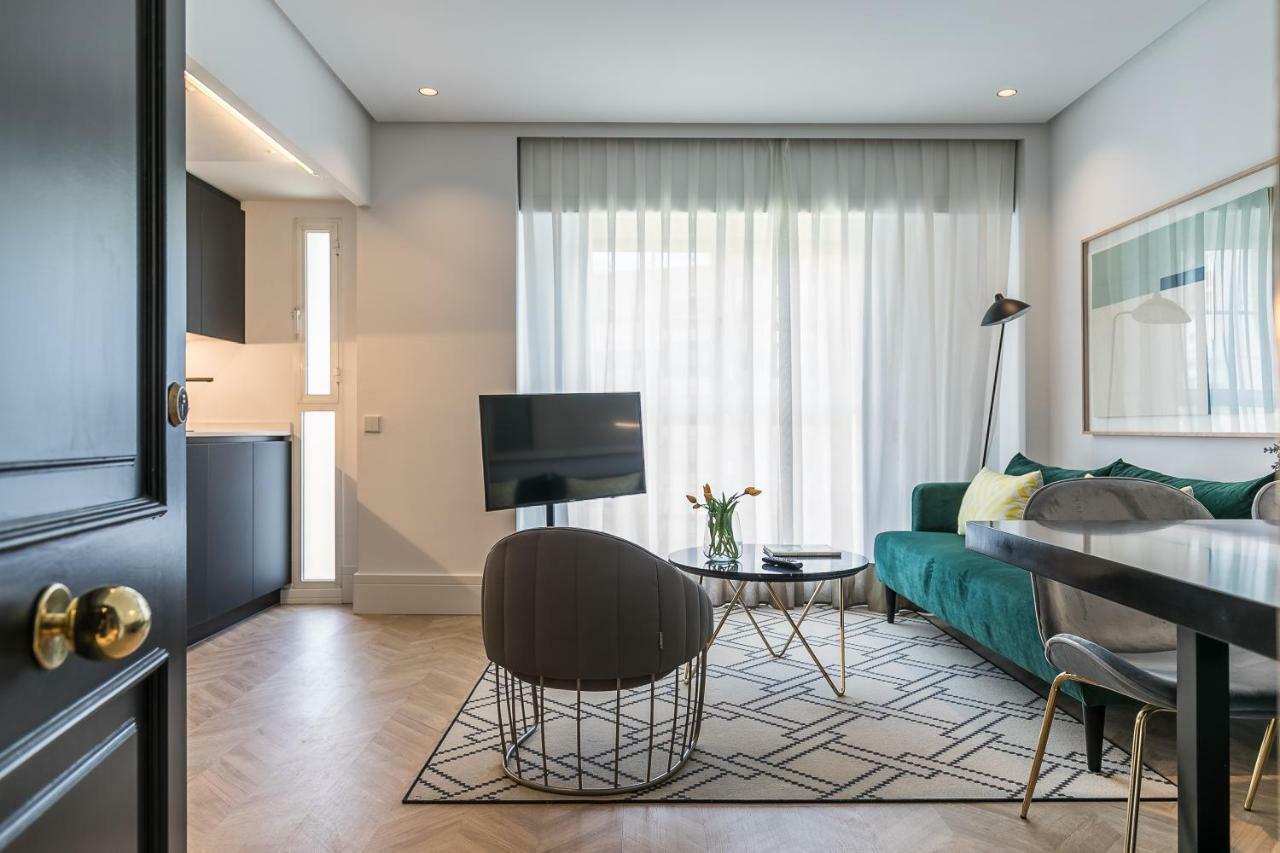 Feelathome Waldorf Suites Apartments Madrid Exterior foto